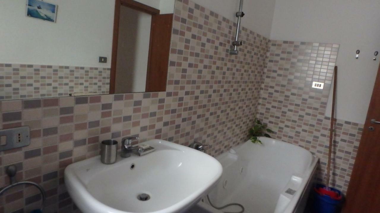 Casa de hóspedes Camera Silenziosa Con Bagno Privato In Centro Citta